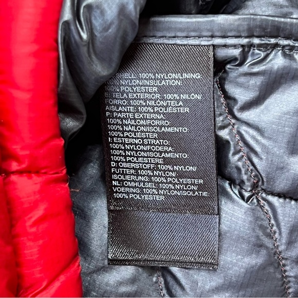 North Face Vest Mens Large Red ThermoBall Insulated Packable Puffer Outdoors Zip - Picture 7 of 11